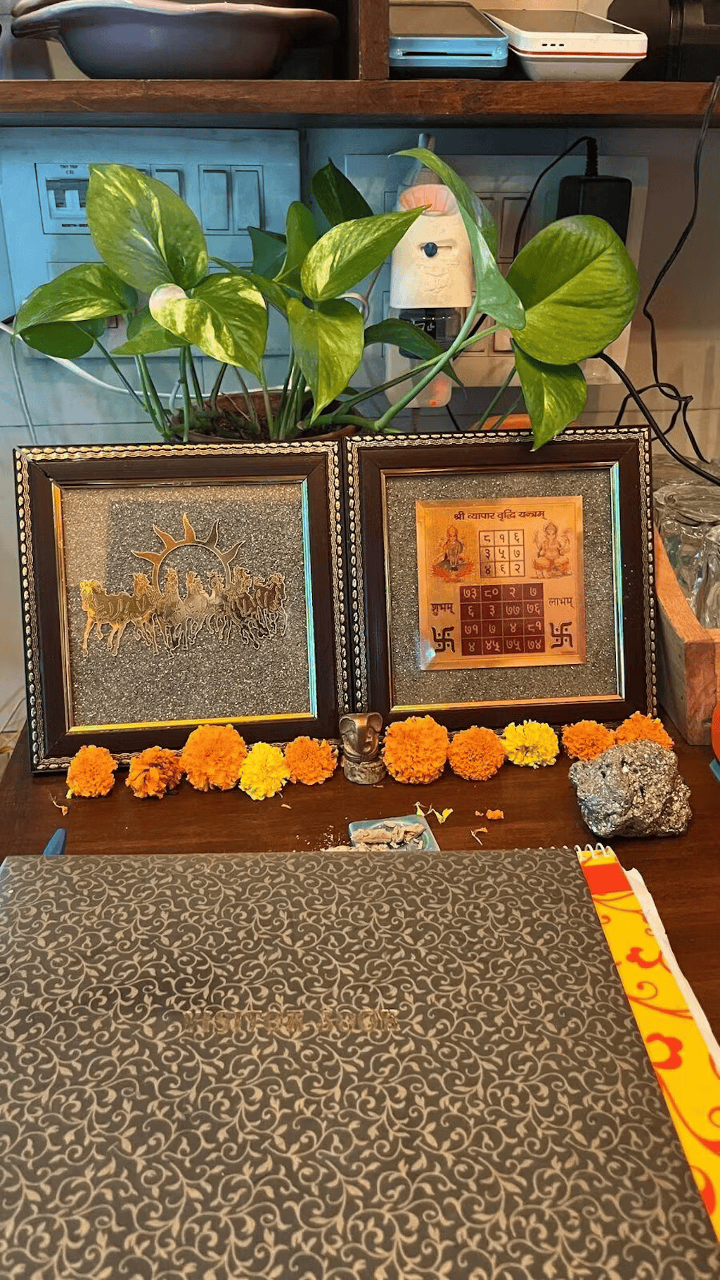 7 Horses on Raw Pyrite Frame